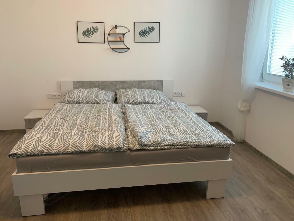 Tolarova Apartmán Pardubice Esterno foto